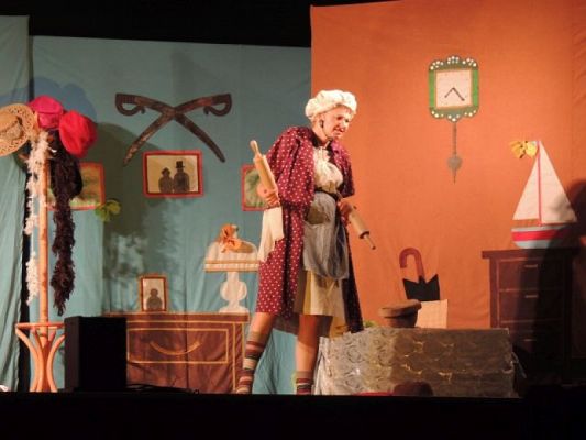  Grafika #10: Wyjście na spektakl pt. Zaczarowany świat bajek grafika