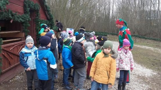  Grafika #3: Pierwszaki na Przystanku Świętego Mikołaja grafika