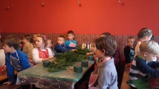  Grafika #16: Pierwszaki na Przystanku Świętego Mikołaja grafika