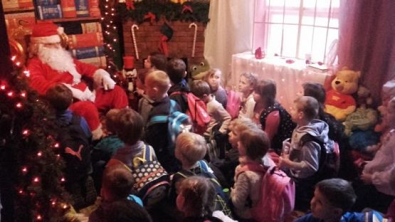  Grafika #21: Pierwszaki na Przystanku Świętego Mikołaja grafika