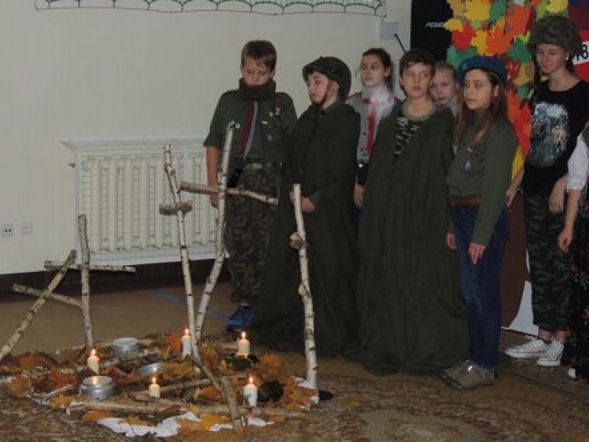  Grafika #4: Uroczysty Apel z Okazji Rocznicy Odzyskania Niepodległości grafika