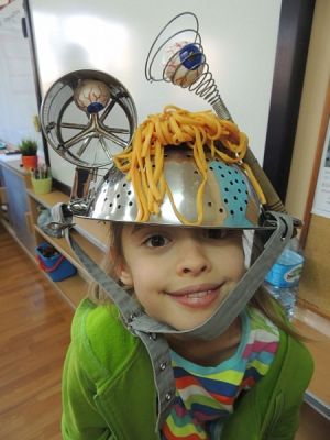  Grafika #8: Szkolny Konkurs Halloweenowy na najciekawsze nakrycie głowy grafika