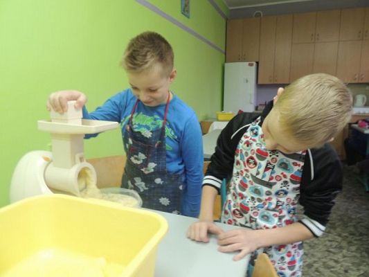  Grafika #5: Różne oblicza ziemniaka – zajęcia kulinarne w IIIa grafika