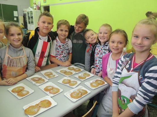  Grafika #9: Różne oblicza ziemniaka – zajęcia kulinarne w IIIa grafika