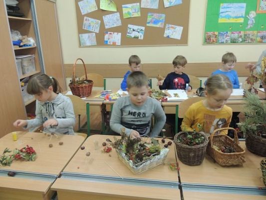  Grafika #1: Z darów jesieni grafika