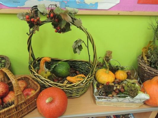  Grafika #7: Z darów jesieni grafika