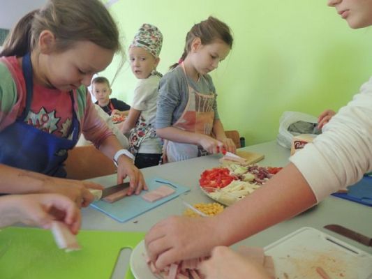  Grafika #3: "Superpizza", czyli zajęcia kulinarne w klasie IIIa grafika