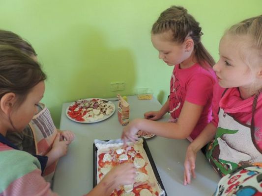  Grafika #5: "Superpizza", czyli zajęcia kulinarne w klasie IIIa grafika