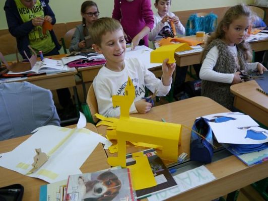  Grafika #4: Pieski – marionetki grafika