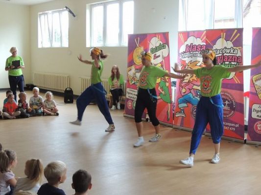  Grafika #2: Roztańczona pierwsza lekcja grafika