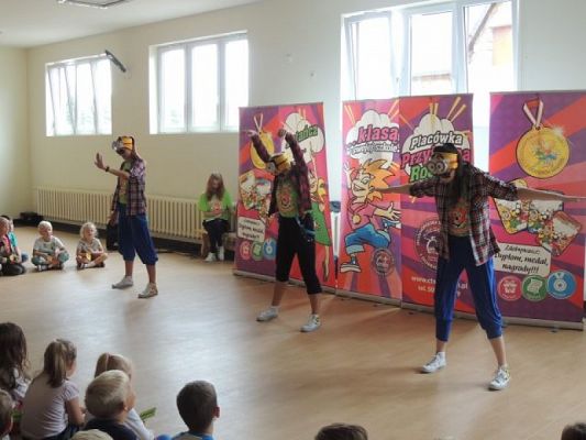  Grafika #8: Roztańczona pierwsza lekcja grafika