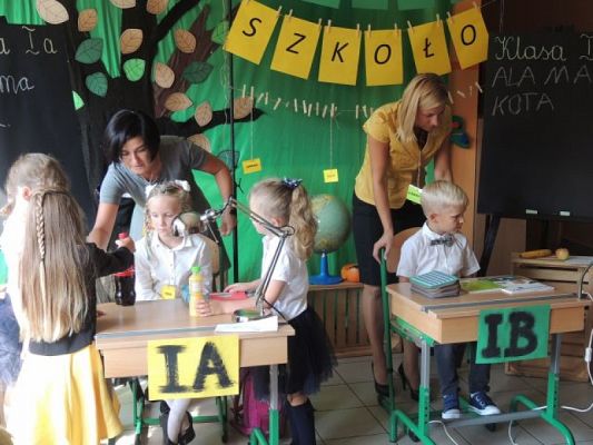  Grafika #11: Rozpoczęcie Roku Szkolnego 2015/2016 grafika