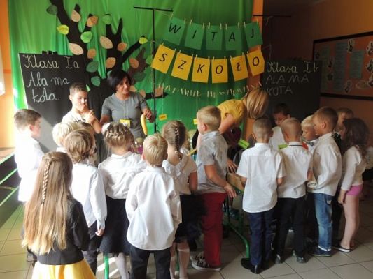  Grafika #10: Rozpoczęcie Roku Szkolnego 2015/2016 grafika