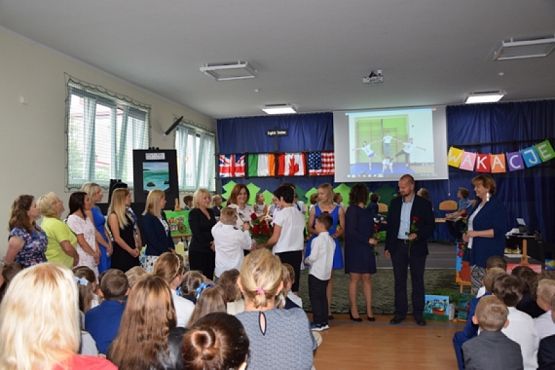  Grafika #0: ZAKOŃCZENIE ROKU SZKOLNEGO grafika