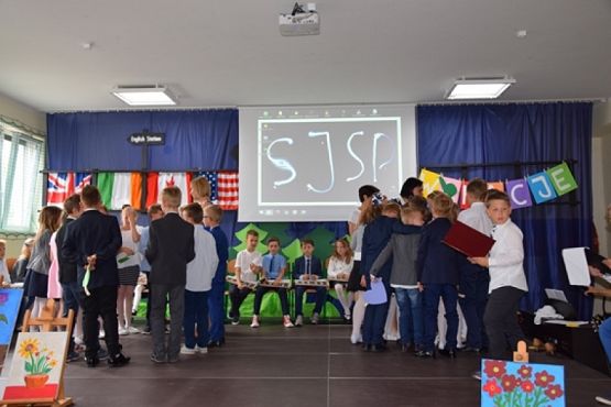  Grafika #4: ZAKOŃCZENIE ROKU SZKOLNEGO grafika