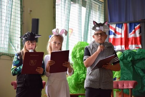  Grafika #4: ENGLISH STATION grafika