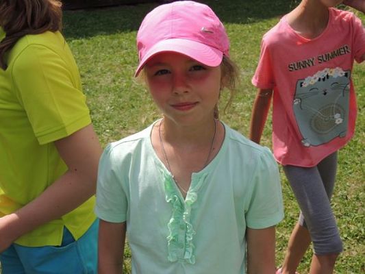  Grafika #8: WYCIECZKA KLAS III DO DRZEWINY grafika