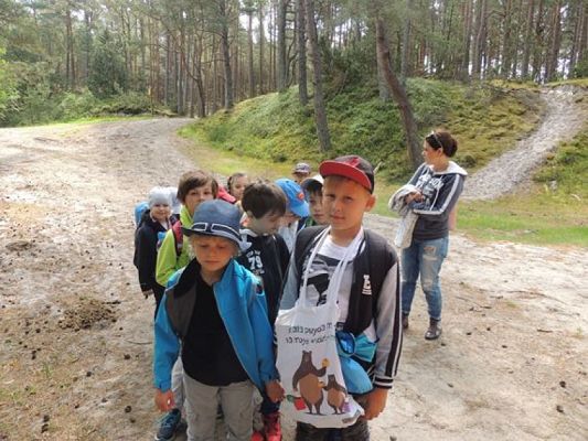  Grafika #5: PIERWSZAKI U ,,JĘDRUSIA W SŁAJSZEWIE grafika