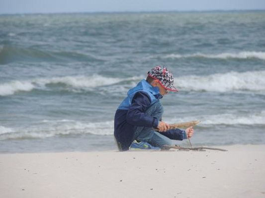  Grafika #10: PIERWSZAKI U ,,JĘDRUSIA W SŁAJSZEWIE grafika