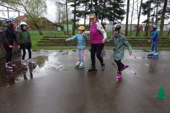  Grafika #4: WARSZTATY WROTKARSKIE grafika