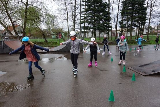  Grafika #9: WARSZTATY WROTKARSKIE grafika