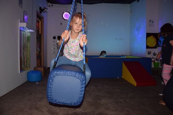  Grafika #12: DZIAŁAMY NA ZMYSŁY grafika