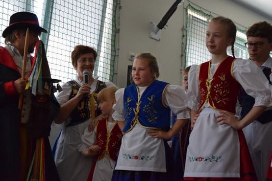  Grafika #25: WYSTĘP ZESPOŁU KASZUBSKIEGO grafika