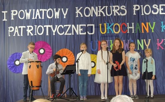  Grafika #7: I POWIATOWY KONKURS PIOSENKI PATRIOTYCZNEJ ,,UKOCHANY KRAJ" grafika