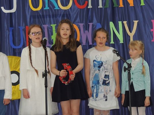  Grafika #9: I POWIATOWY KONKURS PIOSENKI PATRIOTYCZNEJ ,,UKOCHANY KRAJ" grafika