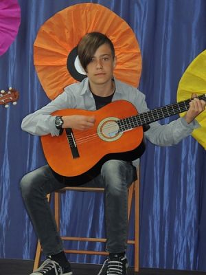  Grafika #16: I POWIATOWY KONKURS PIOSENKI PATRIOTYCZNEJ ,,UKOCHANY KRAJ" grafika