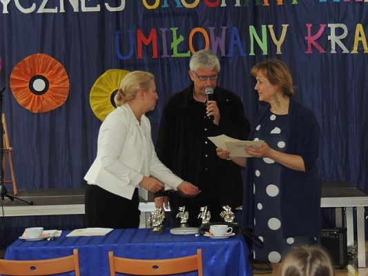  Grafika #22: I POWIATOWY KONKURS PIOSENKI PATRIOTYCZNEJ ,,UKOCHANY KRAJ" grafika