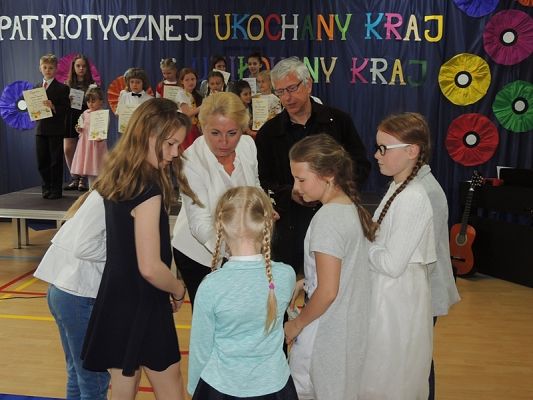  Grafika #23: I POWIATOWY KONKURS PIOSENKI PATRIOTYCZNEJ ,,UKOCHANY KRAJ" grafika