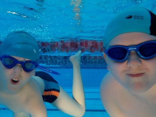  Grafika #7: ZAJĘCIA BASENOWE grafika