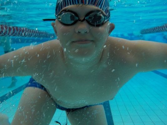  Grafika #21: ZAJĘCIA BASENOWE grafika