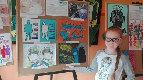  Grafika #14: AUTYZM - wiem, rozumiem, pomagam - wystawa prac grafika