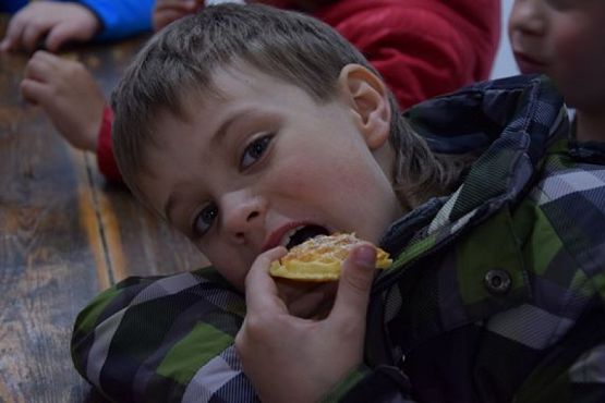  Grafika #20: KLASY DRUGIE W MUZEUM WSI SŁOWIŃSKIEJ W KLUKACH grafika