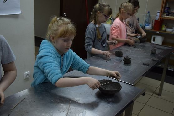  Grafika #7: GLINIANE NACZYNIA IIB grafika