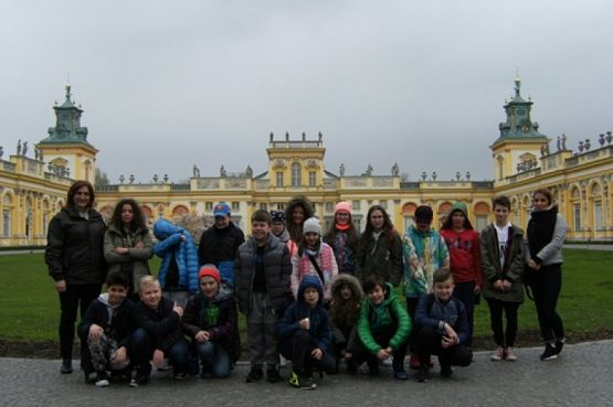  Grafika #14: WYCIECZKA KLAS IV - V DO WARSZAWY grafika